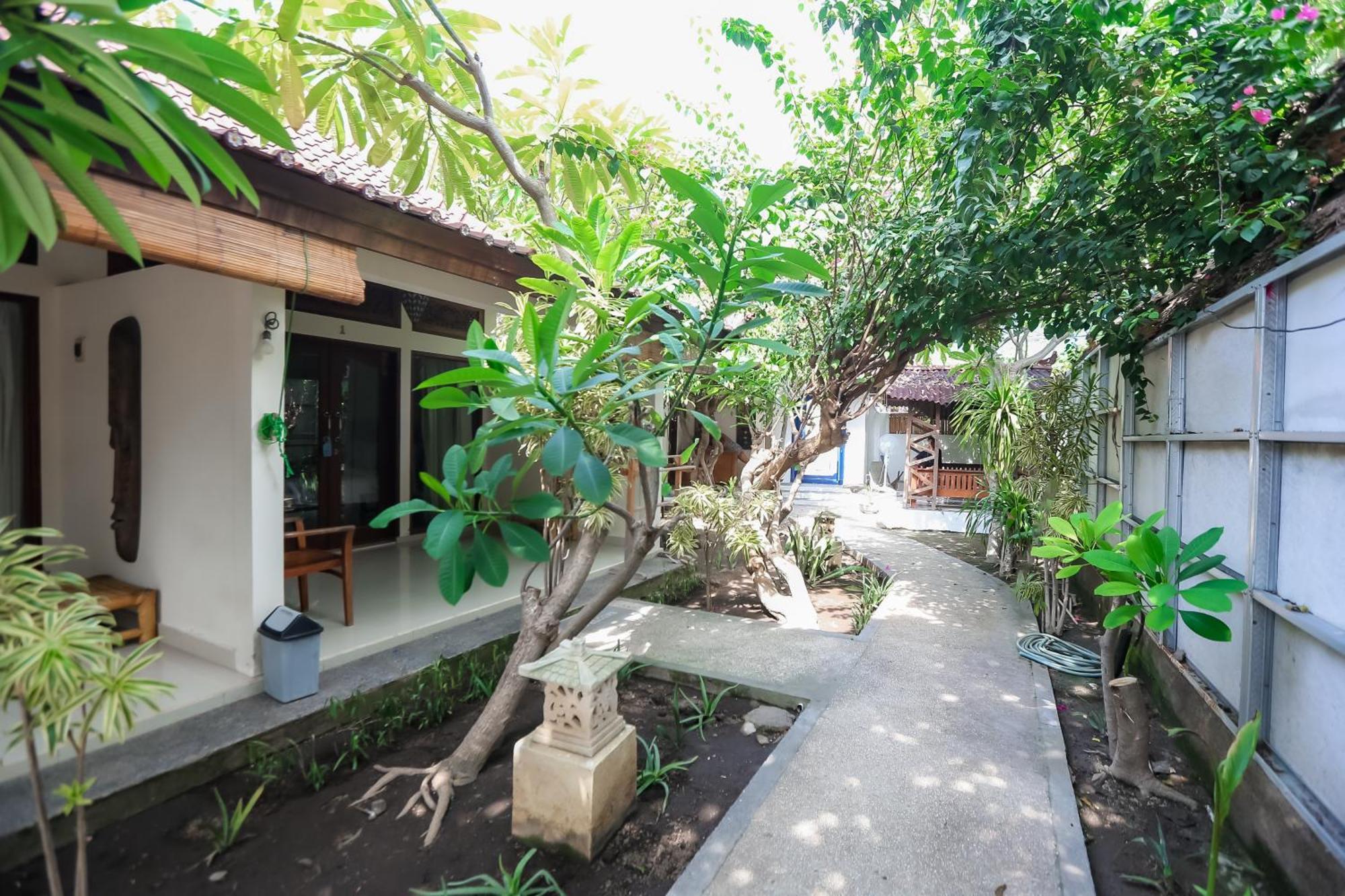 Cozy Bungalows Gili Trawangan Exterior foto